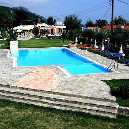 מוראיטיקה Aggelos Family Hotel מראה חיצוני תמונה