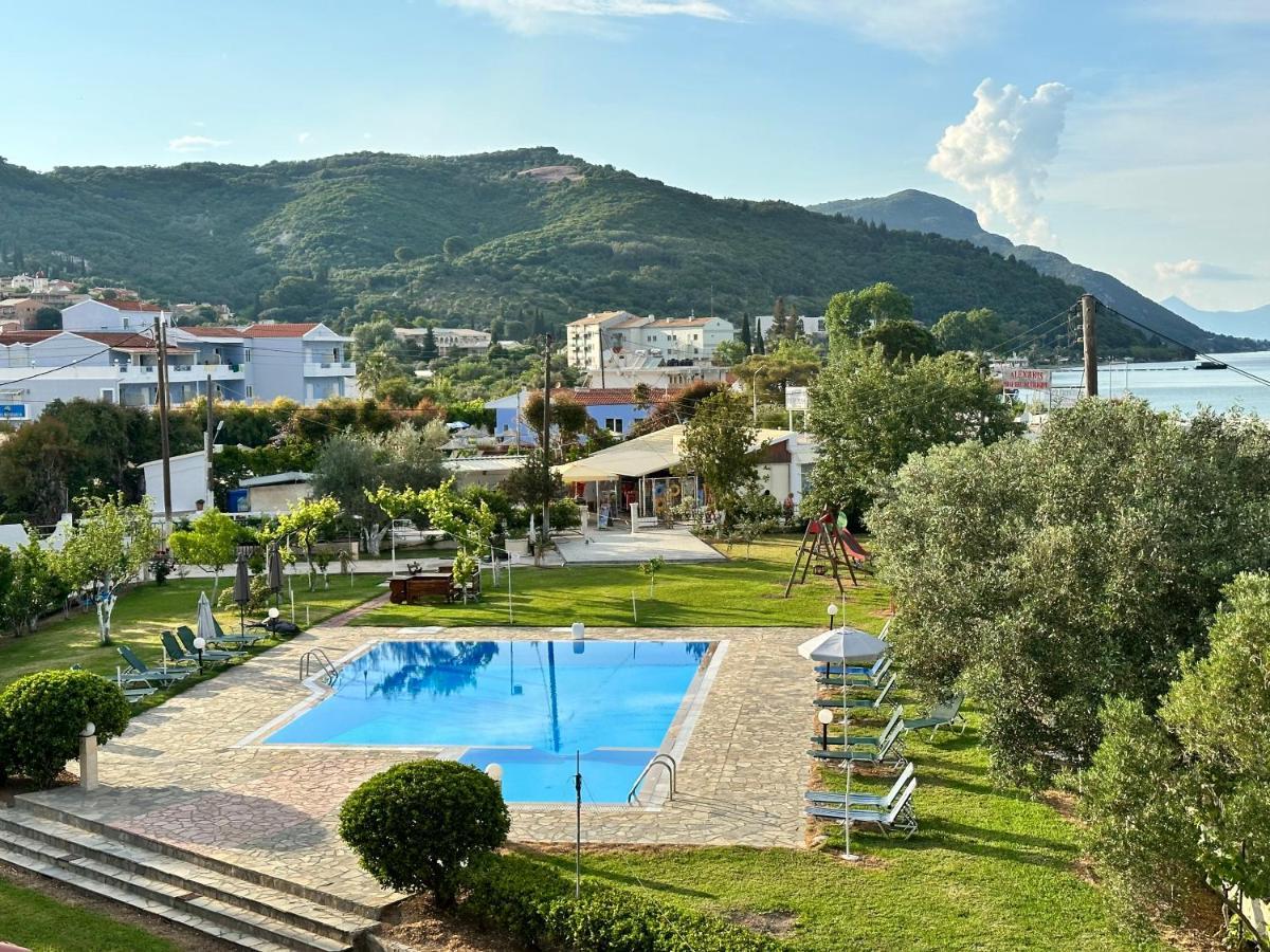 מוראיטיקה Aggelos Family Hotel מראה חיצוני תמונה