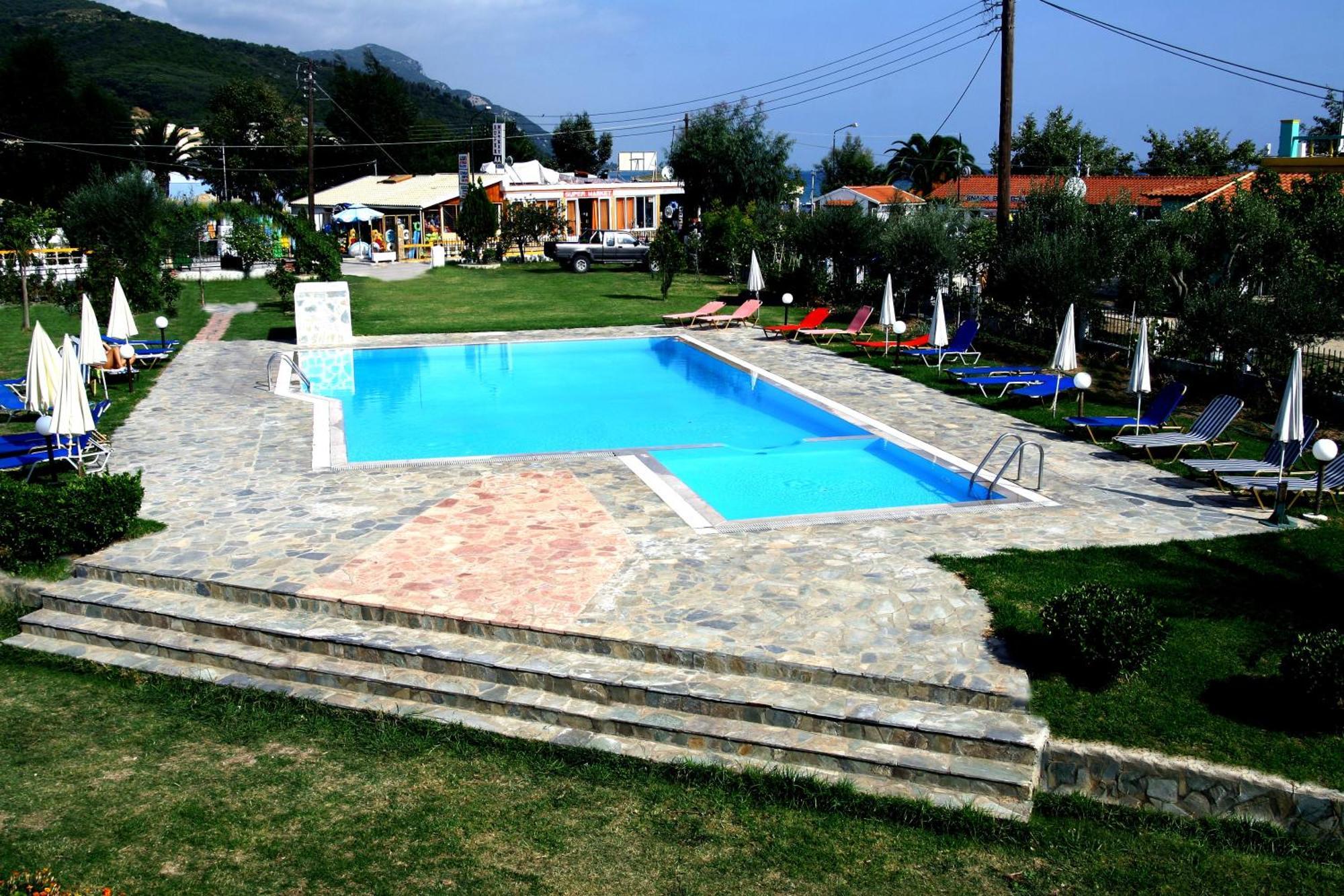 מוראיטיקה Aggelos Family Hotel מראה חיצוני תמונה