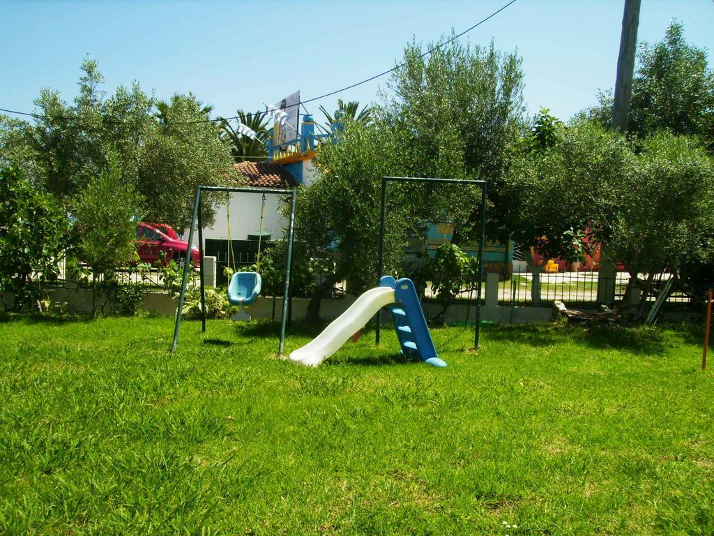 מוראיטיקה Aggelos Family Hotel מראה חיצוני תמונה
