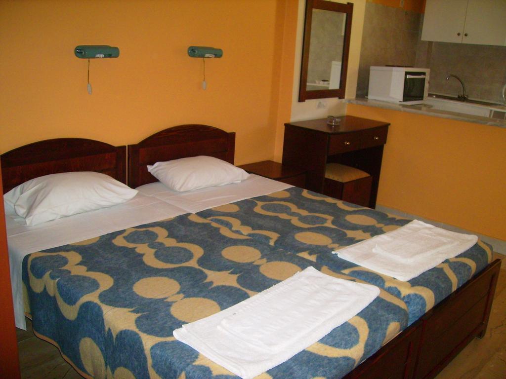 מוראיטיקה Aggelos Family Hotel מראה חיצוני תמונה