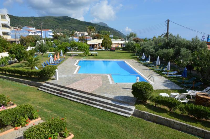 מוראיטיקה Aggelos Family Hotel מראה חיצוני תמונה